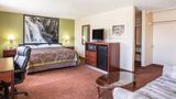Super 8 Harrisonburg Suite
