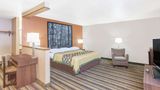 Super 8 Norton Suite