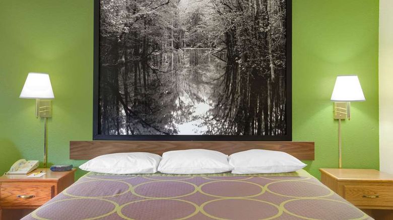<b>Super 8 Radford Room</b>. Images powered by <a href="https://iceportal.shijigroup.com/" title="IcePortal" target="_blank">IcePortal</a>.