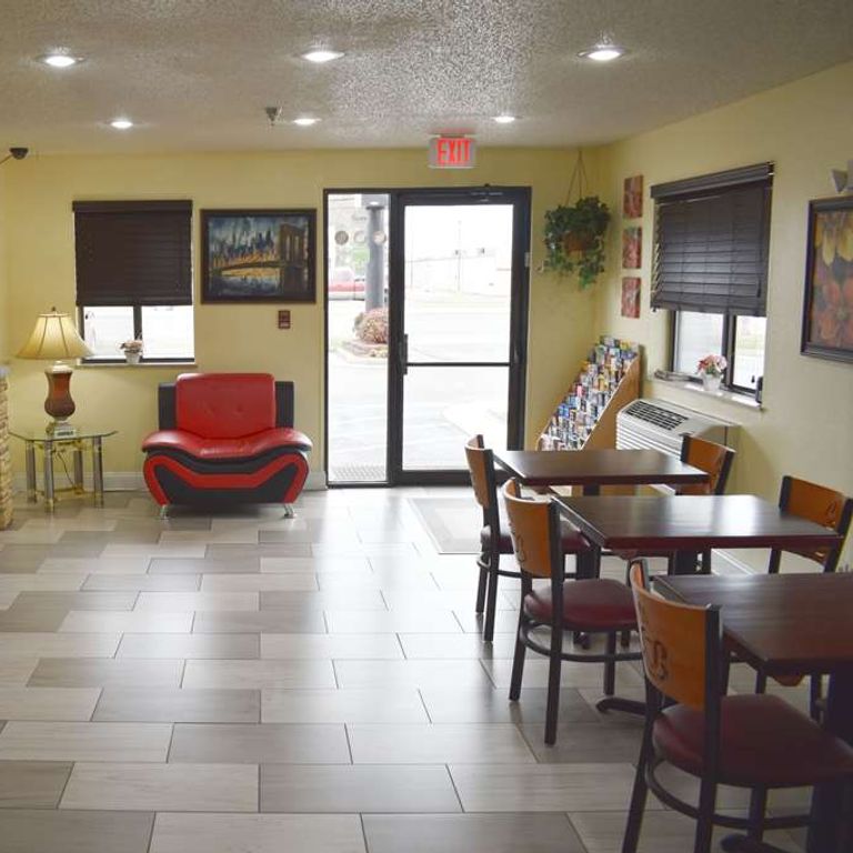 Super 8 Newport News/Jefferson Ave.