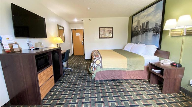 <b>Super 8 Newport News/Jefferson Ave. Room</b>. Images powered by <a href="https://iceportal.shijigroup.com/" title="IcePortal" target="_blank">IcePortal</a>.