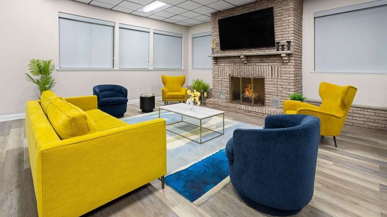 <b>Super 8 Henrietta/Rochester Area Lobby</b>. Images powered by <a href="https://iceportal.shijigroup.com/" title="IcePortal" target="_blank">IcePortal</a>.