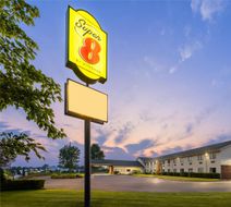 Super 8 Henrietta/Rochester Area Exterior