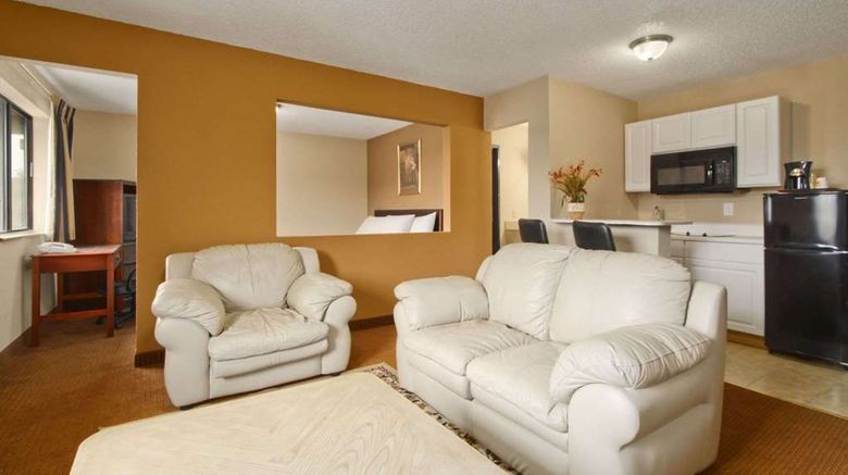 <b>Super 8 Richmond Airport VA Suite</b>. Images powered by <a href="https://iceportal.shijigroup.com/" title="IcePortal" target="_blank">IcePortal</a>.