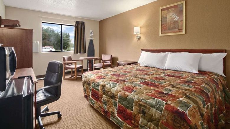 <b>Super 8 Richmond Airport VA Room</b>. Images powered by <a href="https://iceportal.shijigroup.com/" title="IcePortal" target="_blank">IcePortal</a>.
