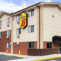 Super 8 Chester/Richmond Area