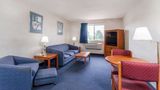 Super 8 Sidney Suite