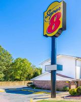 Super 8 by Wyndham/Broad Street