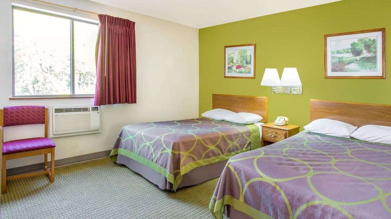 <b>Super 8 by Wyndham/Broad Street Room</b>. Images powered by <a href="https://iceportal.shijigroup.com/" title="IcePortal" target="_blank">IcePortal</a>.