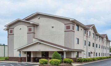 Super 8 Danville