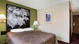 Super 8 Salem Room