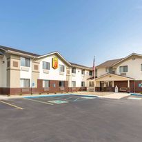 Super 8 Weston