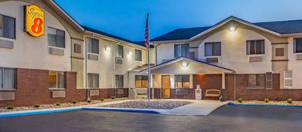 Super 8 Weston Exterior