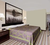 Super 8 Waynesboro Room