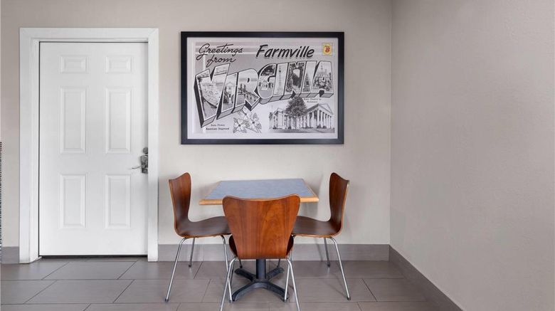 <b>Super 8  Farmville Lobby</b>. Images powered by <a href="https://iceportal.shijigroup.com/" title="IcePortal" target="_blank">IcePortal</a>.