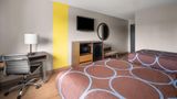 Super 8  Farmville Room