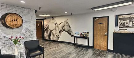 Super 8 Georgetown Lobby