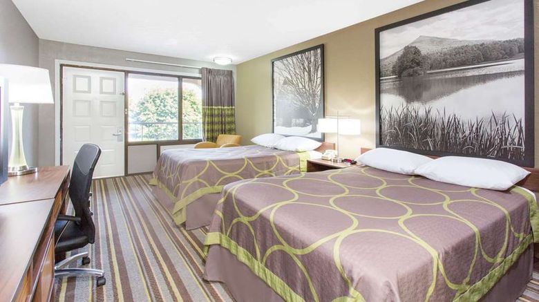 <b>Super 8 Wytheville Room</b>. Images powered by <a href="https://iceportal.shijigroup.com/" title="IcePortal" target="_blank">IcePortal</a>.