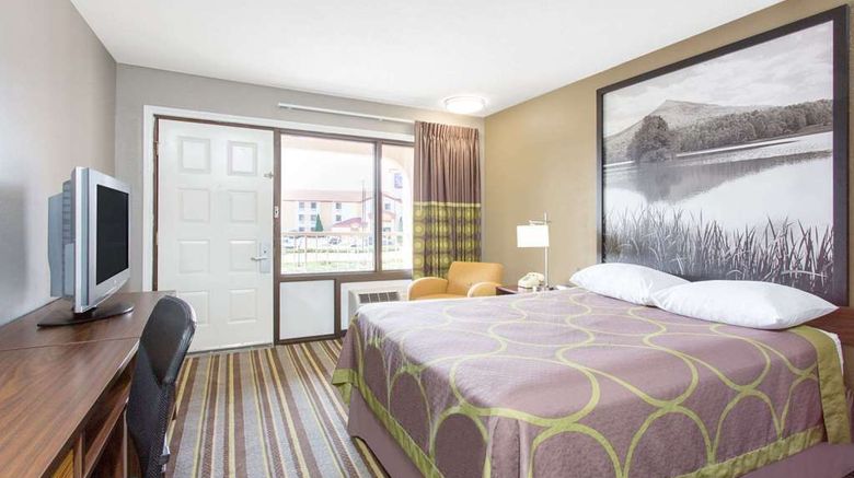 <b>Super 8 Wytheville Room</b>. Images powered by <a href="https://iceportal.shijigroup.com/" title="IcePortal" target="_blank">IcePortal</a>.