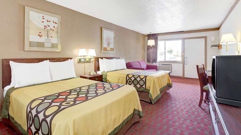 <b>Super 8 Williamsburg/Historic Area Room</b>. Images powered by <a href="https://iceportal.shijigroup.com/" title="IcePortal" target="_blank">IcePortal</a>.