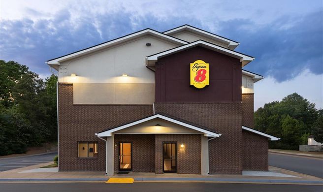 Super 8 Richmond Midlothian Turnpike Exterior