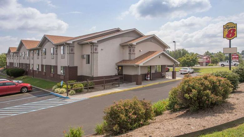 <b>Super 8 Christiansburg/Blacksburg Area Exterior</b>. Images powered by <a href="https://iceportal.shijigroup.com/" title="IcePortal" target="_blank">IcePortal</a>.