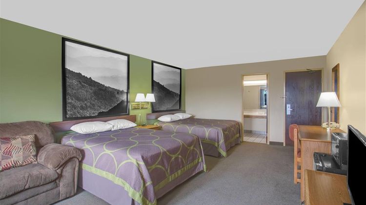 Super 8 Christiansburg/Blacksburg Area Room