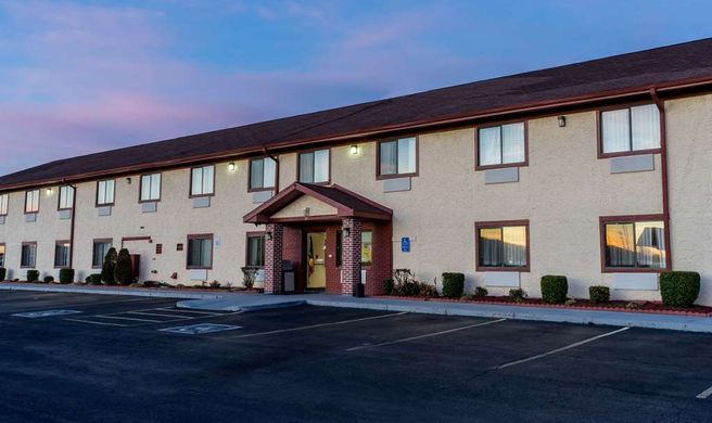 Super 8 Campbellsville Exterior