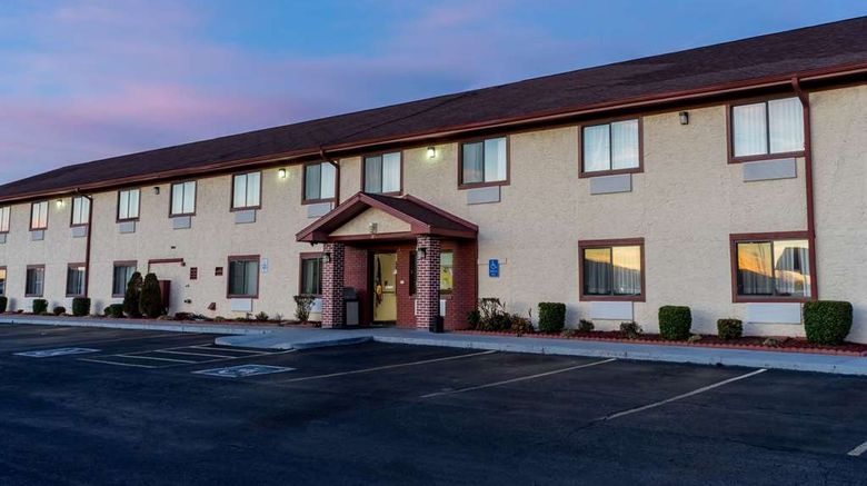 Super 8 Campbellsville Exterior. Images powered by <a href="https://iceportal.shijigroup.com" target="_blank" rel="noopener">Ice Portal</a>.