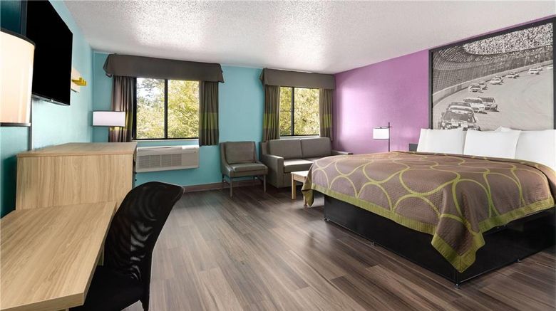 <b>Super 8 South Boston VA Room</b>. Images powered by <a href="https://iceportal.shijigroup.com/" title="IcePortal" target="_blank">IcePortal</a>.