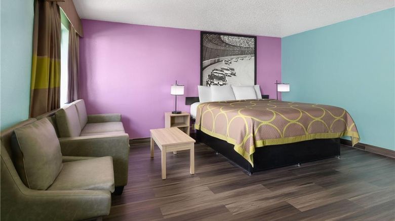 <b>Super 8 South Boston VA Room</b>. Images powered by <a href="https://iceportal.shijigroup.com/" title="IcePortal" target="_blank">IcePortal</a>.