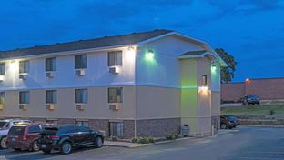 Super 8 Omaha NE