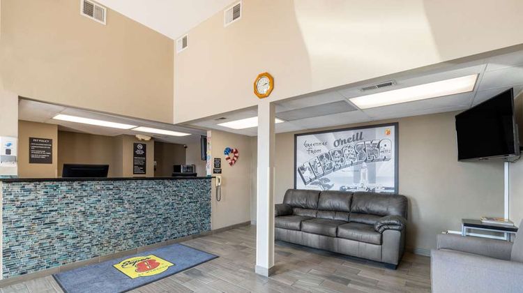 Super 8 O Neill NE Lobby