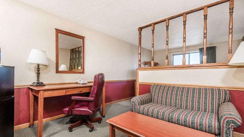 <b>Super 8 Maysville Suite</b>. Images powered by <a href="https://iceportal.shijigroup.com/" title="IcePortal" target="_blank">IcePortal</a>.
