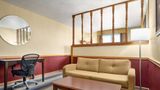 Super 8 Maysville Suite