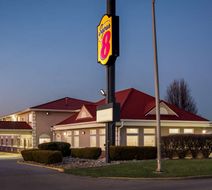 Super 8 Elizabethtown Exterior