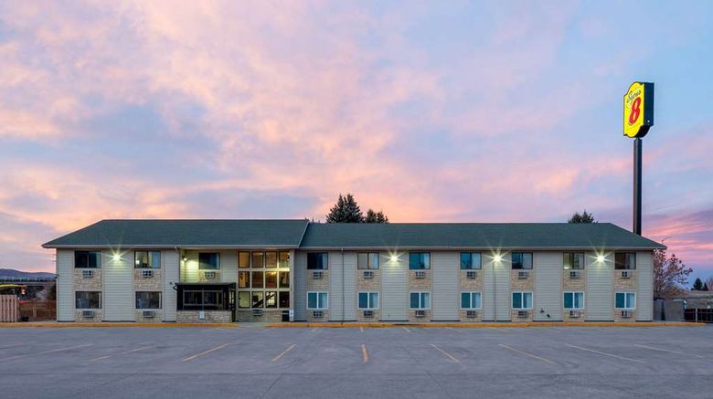 <b>Super 8 by Wyndham Livingston Exterior</b>. Images powered by <a href="https://iceportal.shijigroup.com/" title="IcePortal" target="_blank">IcePortal</a>.