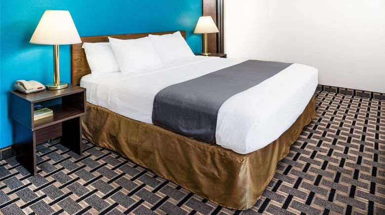 <b>Super 8 Lincoln West Room</b>. Images powered by <a href="https://iceportal.shijigroup.com/" title="IcePortal" target="_blank">IcePortal</a>.