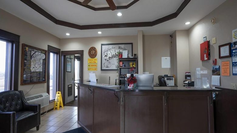 <b>Super 8 Miles City Lobby</b>. Images powered by <a href="https://iceportal.shijigroup.com/" title="IcePortal" target="_blank">IcePortal</a>.