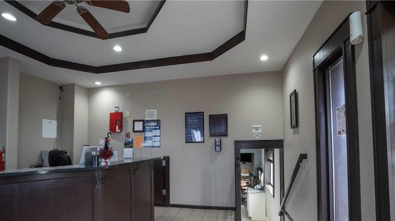 <b>Super 8 Miles City Lobby</b>. Images powered by <a href="https://iceportal.shijigroup.com/" title="IcePortal" target="_blank">IcePortal</a>.