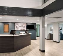 Super 8 Columbus Lobby