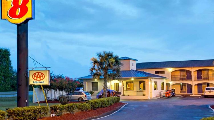 Super 8 Walterboro Exterior