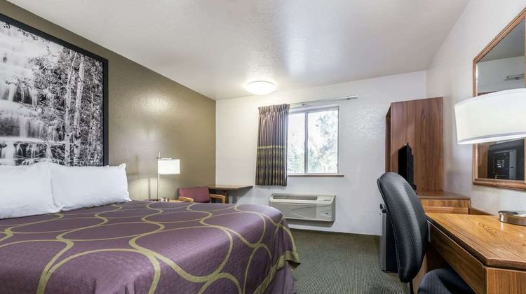 Super 8 Missoula/Reserve St. Room