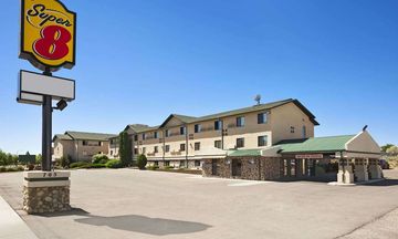 Super 8 Idaho Falls
