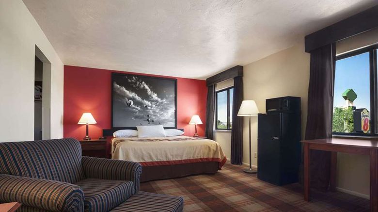 <b>Super 8 Idaho Falls Suite</b>. Images powered by <a href="https://iceportal.shijigroup.com/" title="IcePortal" target="_blank">IcePortal</a>.