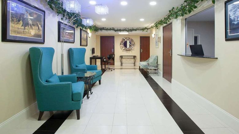 <b>Super 8  Sulphur Lobby</b>. Images powered by <a href="https://iceportal.shijigroup.com/" title="IcePortal" target="_blank">IcePortal</a>.