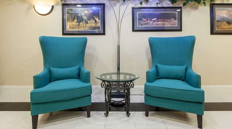 Super 8  Sulphur Lobby