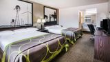 Super 8 Oklahoma Airport Room