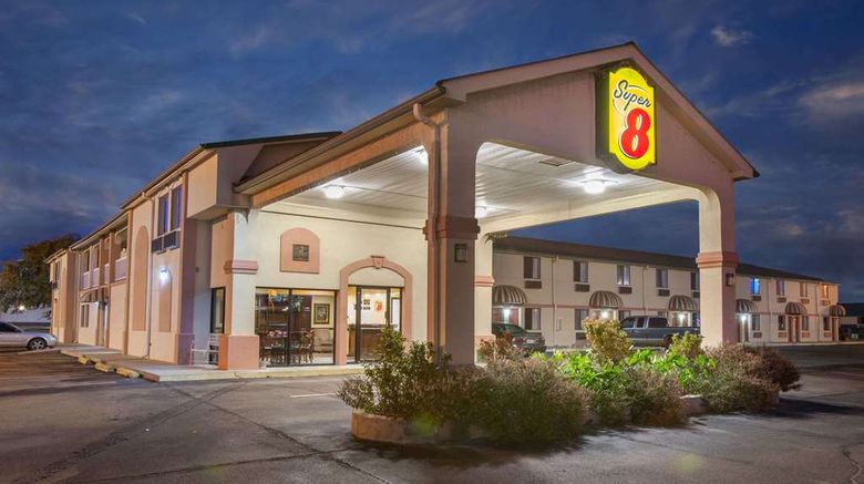 <b>Super 8 Sallisaw Exterior</b>. Images powered by <a href="https://iceportal.shijigroup.com/" title="IcePortal" target="_blank">IcePortal</a>.