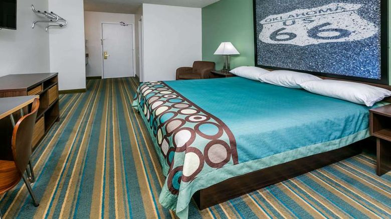 <b>Super 8 Sapulpa/Tulsa Area Room</b>. Images powered by <a href="https://iceportal.shijigroup.com/" title="IcePortal" target="_blank">IcePortal</a>.
